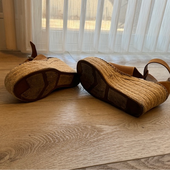 Marc Fisher Espadrille Wedge - Picture 4 of 6
